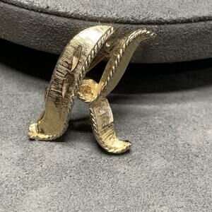 Vintage Gold Tone Letter Initial "K” Brooch Pin 1”x1”, Textured